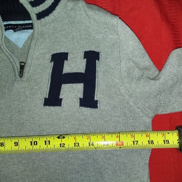 TOMMY HILFIGER GRAY HALF ZIP SWEATER SIZE M/M/M 12-14 - Picture 4 of 6
